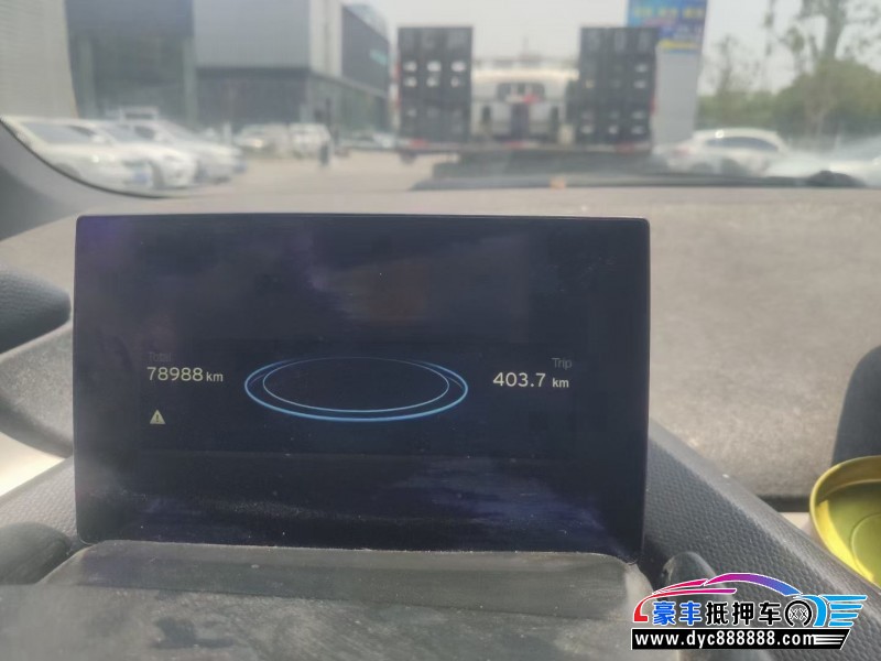 16年宝马i3轿车抵押车出售