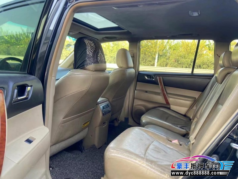 09年丰田汉兰达轿车抵押车出售