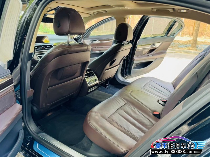 17年宝马7系轿车抵押车出售