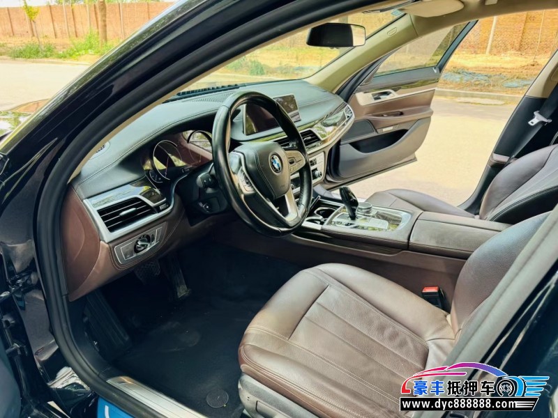 17年宝马7系轿车抵押车出售