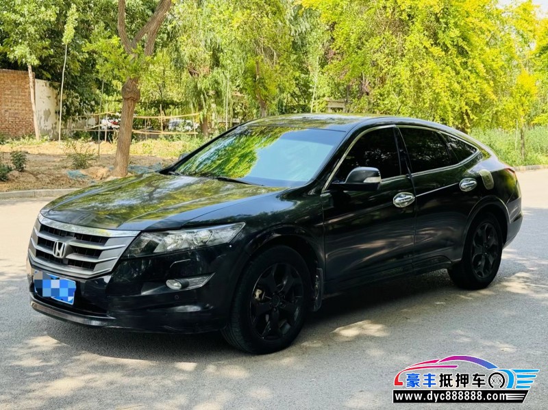 12年本田歌诗图轿车抵押车出售