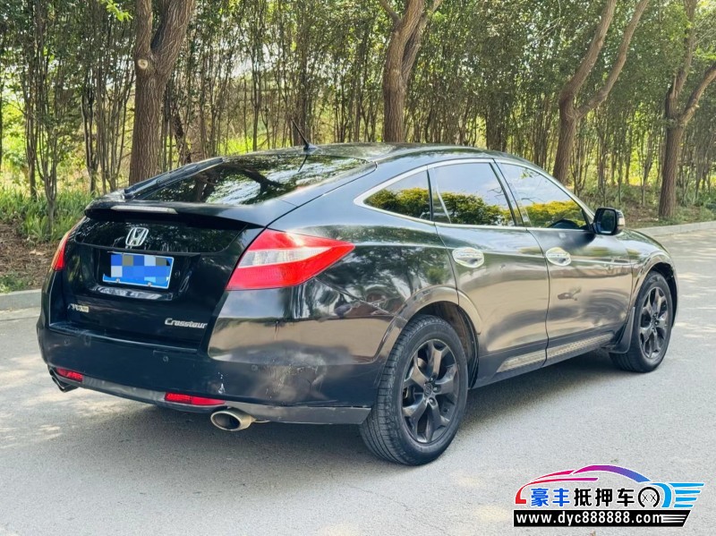 12年本田歌诗图轿车抵押车出售