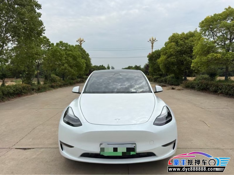 抵押车出售22年特斯拉Model Y轿车