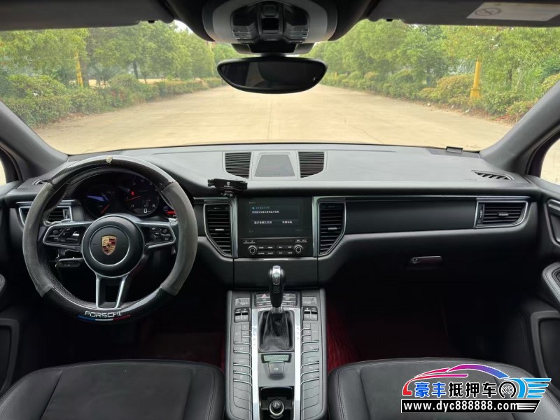 17年保时捷Macan迈凯轿车抵押车出售