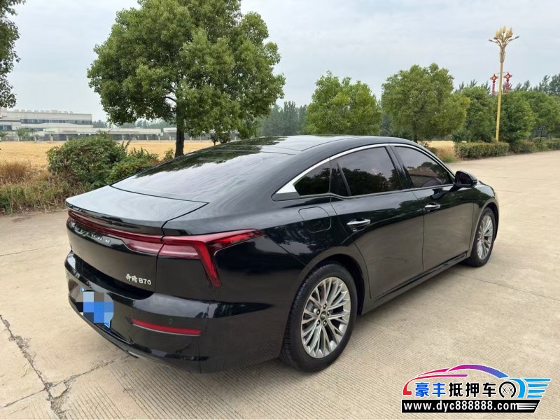 23年奔腾B70轿车抵押车出售