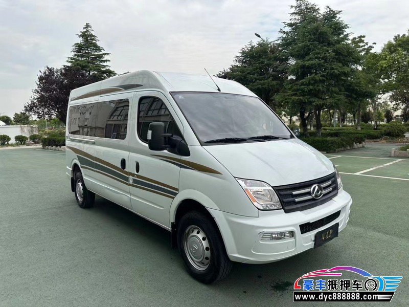 22年上汽大通V80轿车抵押车出售