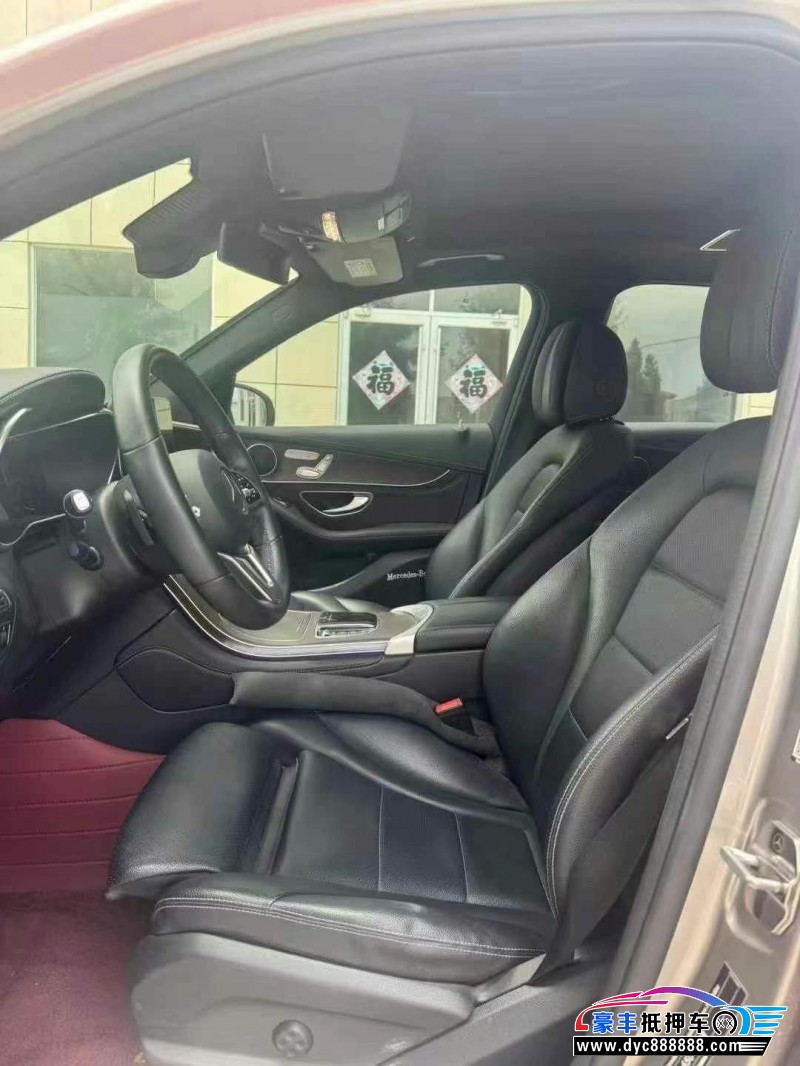 20年奔驰GLC轿车抵押车出售