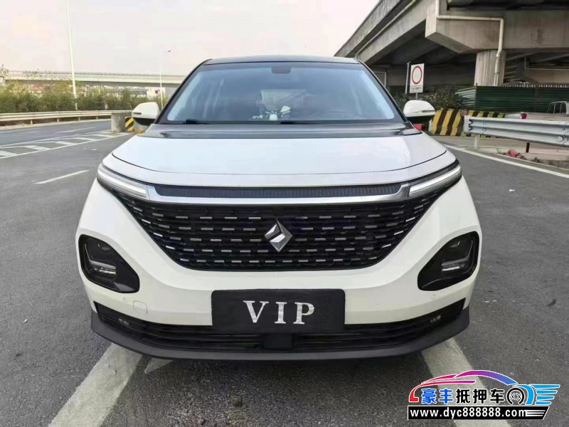 20年宝骏宝骏RM5轿车抵押车出售