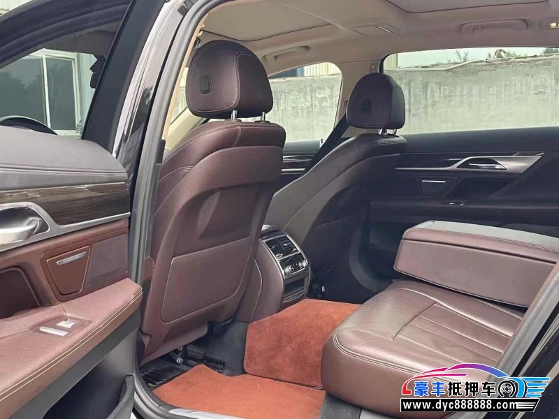 18年宝马7系轿车抵押车出售