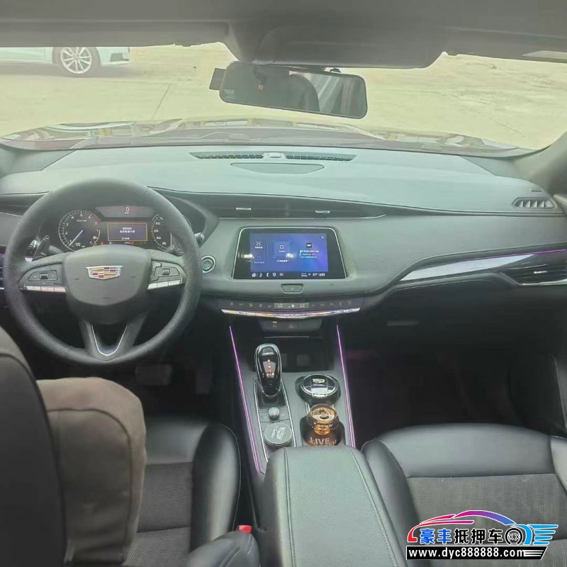 21年凯迪拉克XT4轿车抵押车出售