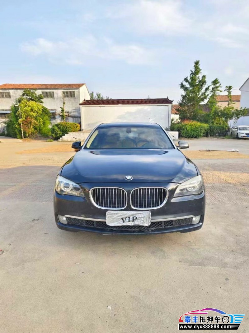 15年宝马7系轿车抵押车出售