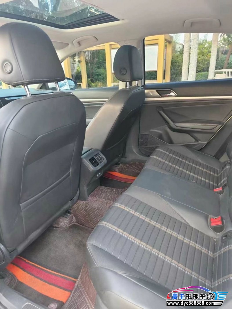 19年大众朗逸轿车抵押车出售