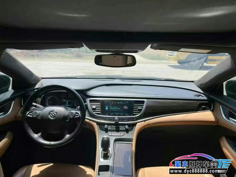 18年别克君越轿车抵押车出售