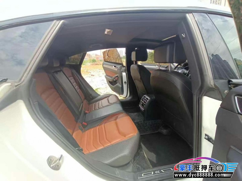 19年大众CC轿车抵押车出售