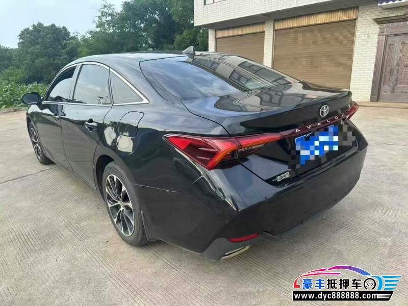 22年丰田亚洲龙轿车抵押车出售