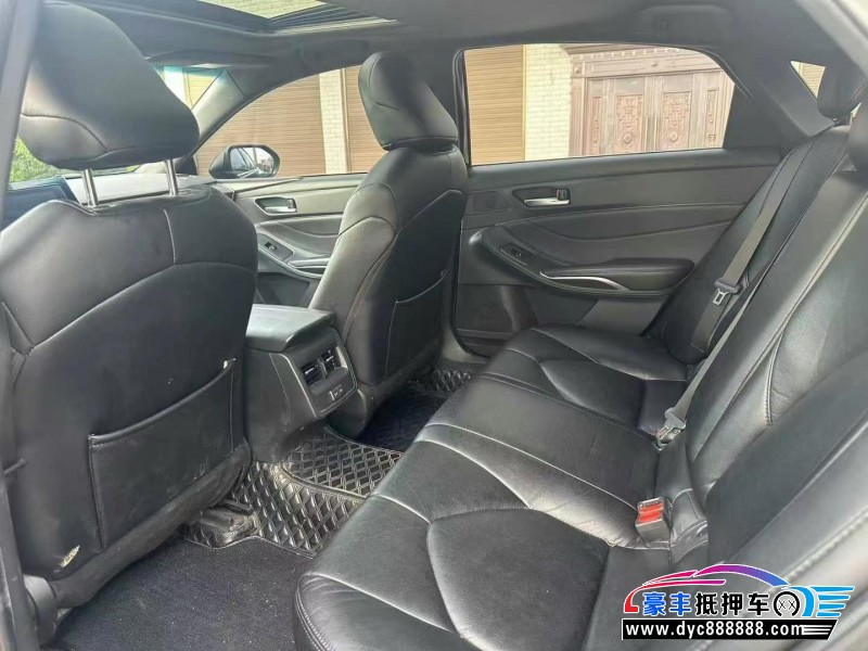 22年丰田亚洲龙轿车抵押车出售