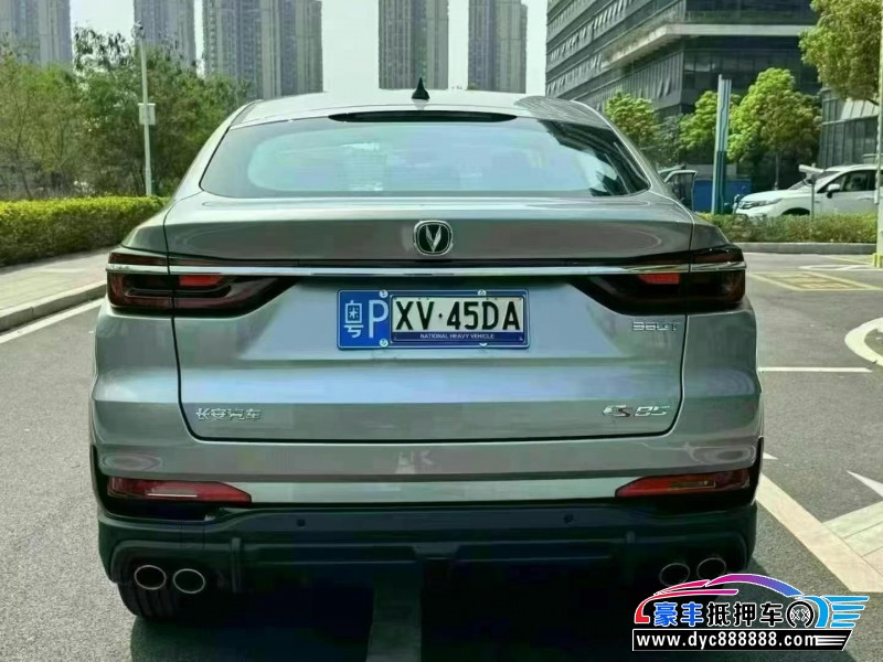 22年长安长安cs85轿车抵押车出售