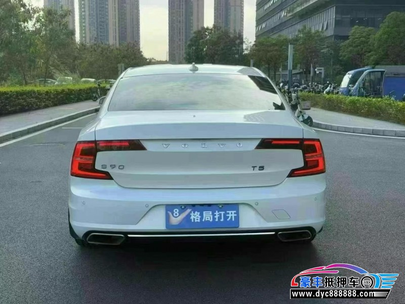 19年沃尔沃S90轿车抵押车出售