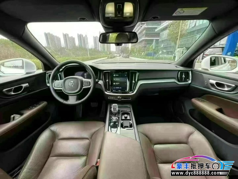 22年沃尔沃S60轿车抵押车出售