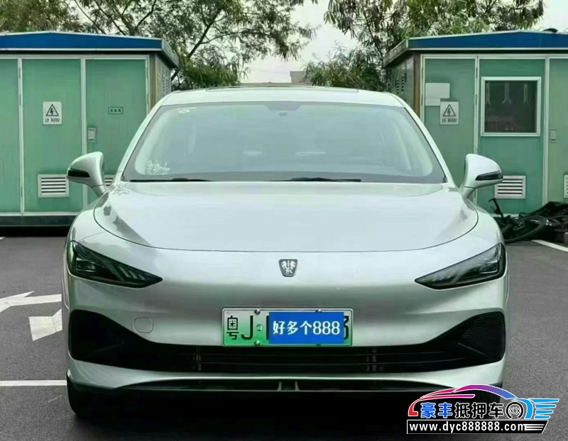 25年荣威D7轿车抵押车出售