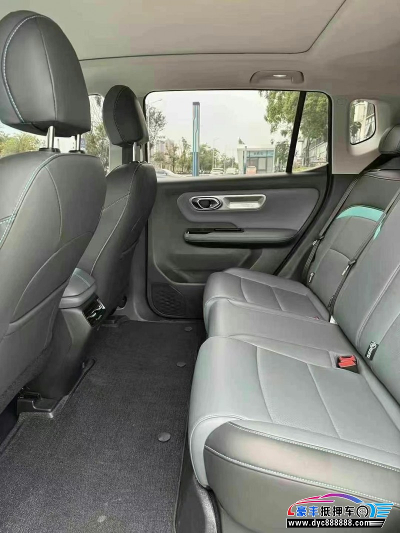 24年埃安Y70轿车抵押车出售