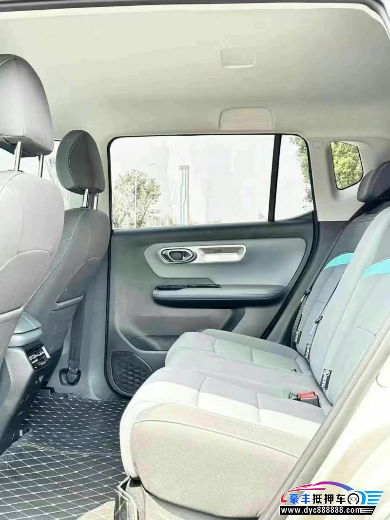 24年埃安Y70轿车抵押车出售