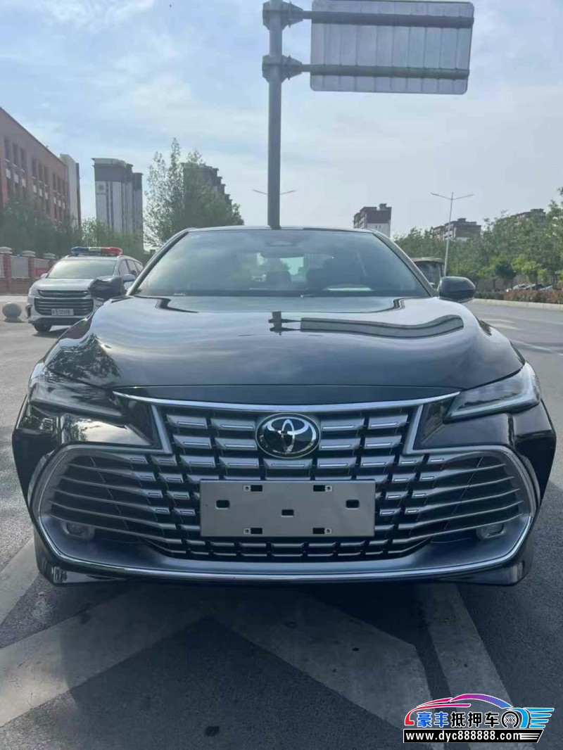 25年丰田亚洲龙轿车抵押车出售