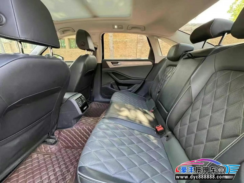 23年大众速腾轿车抵押车出售