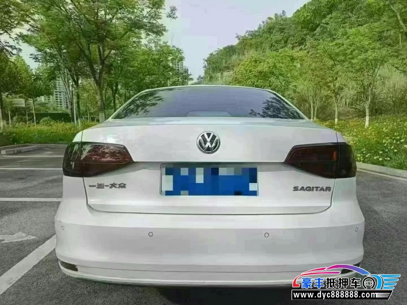 19年大众速腾轿车抵押车出售