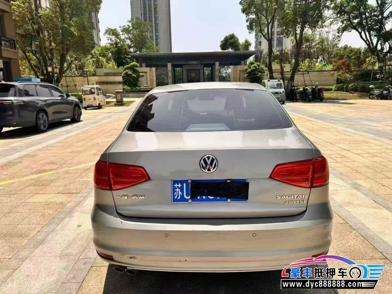 18年大众速腾轿车抵押车出售