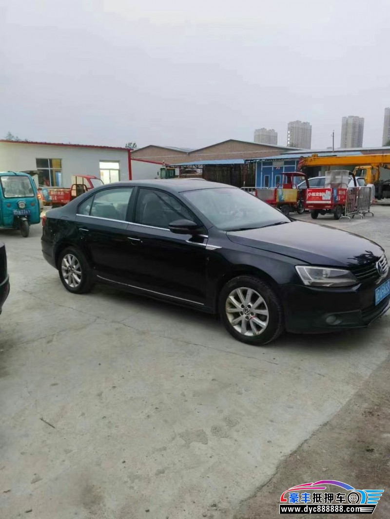 13年大众速腾轿车抵押车出售