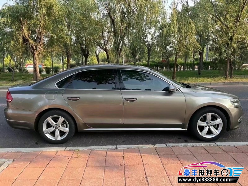 13年大众帕萨特轿车抵押车出售