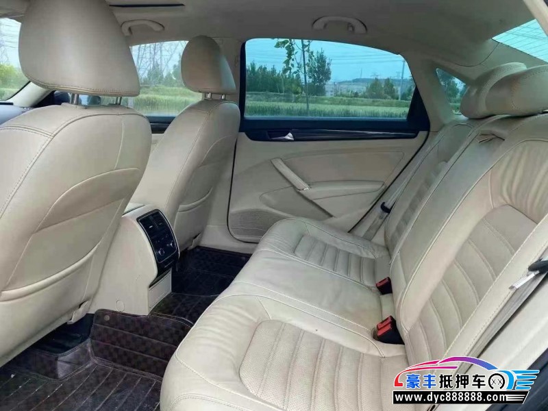 14年大众帕萨特轿车抵押车出售