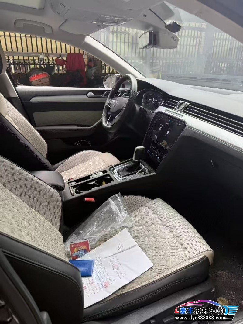 23年大众迈腾轿车抵押车出售