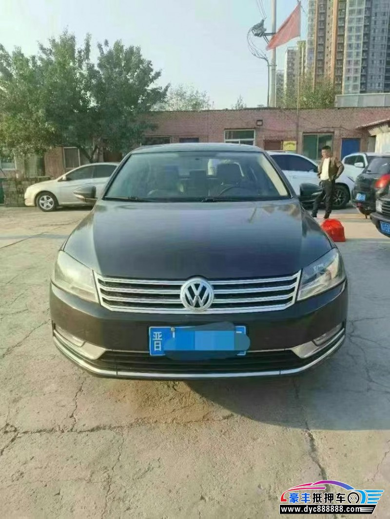 12年大众迈腾轿车抵押车出售