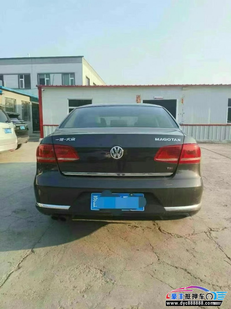 12年大众迈腾轿车抵押车出售