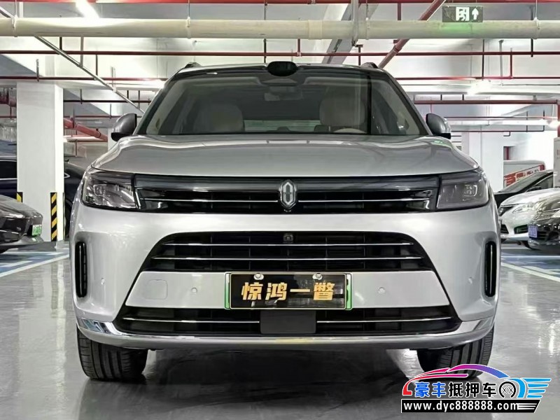抵押车出售24年华为问界轿车