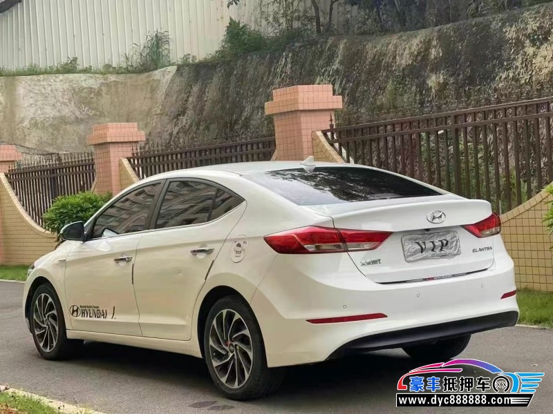 19年现代领动轿车抵押车出售