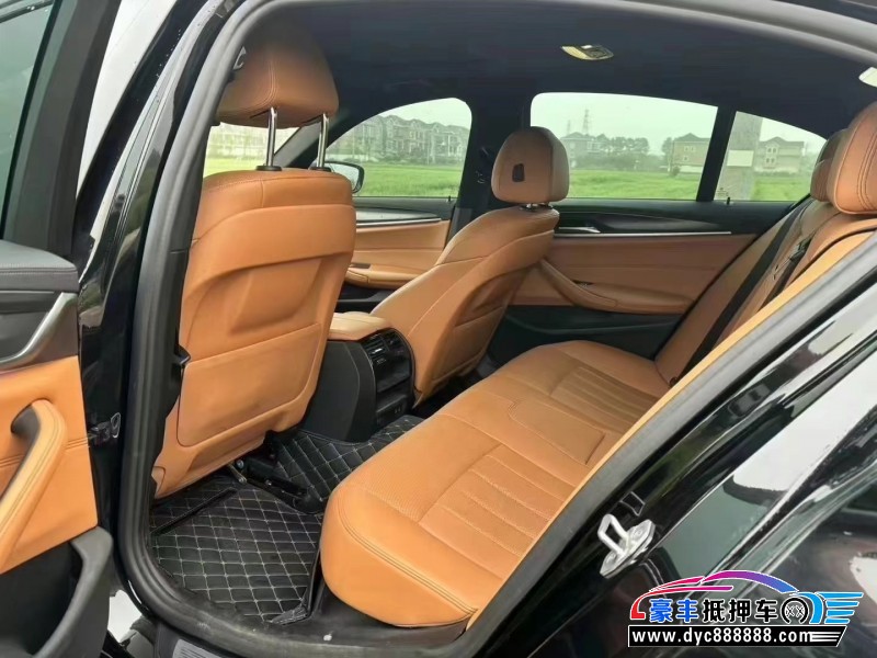 21年宝马5系轿车抵押车出售