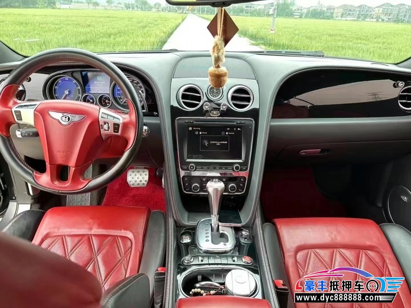 13年宾利欧陆跑车抵押车出售