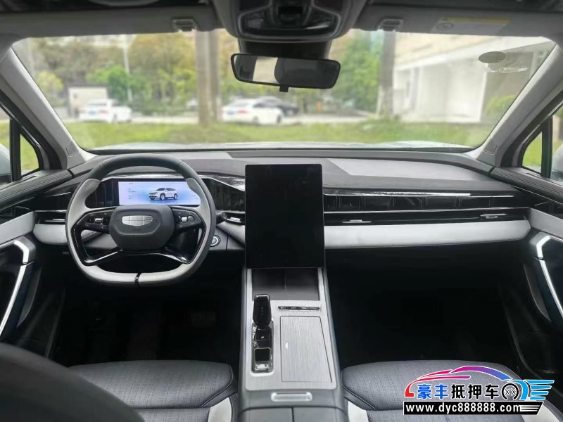 24年吉利博越轿车抵押车出售