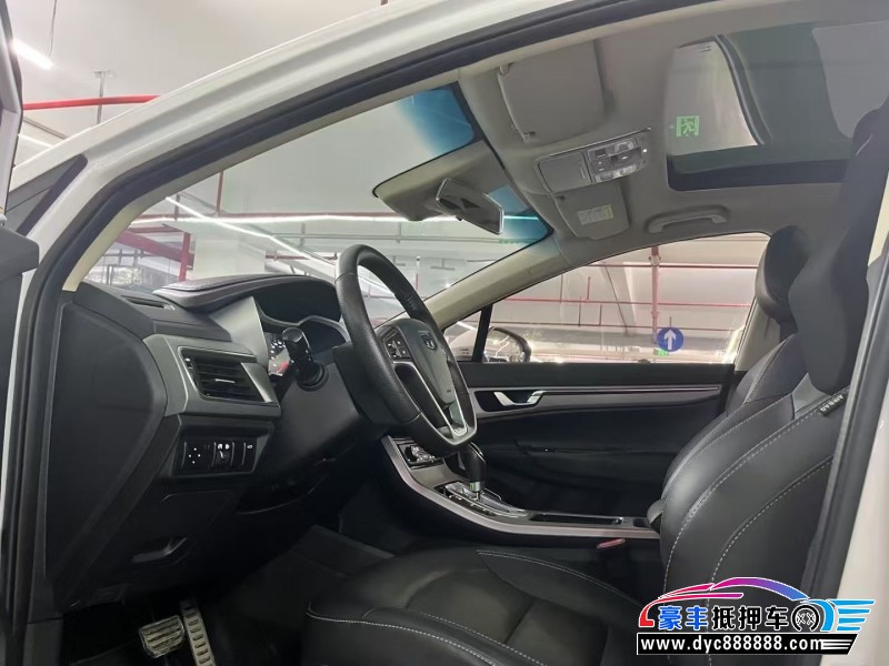 18年吉利帝豪GS轿车抵押车出售