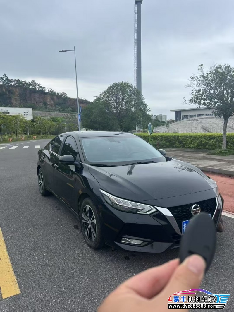 22年日产轩逸轿车抵押车出售