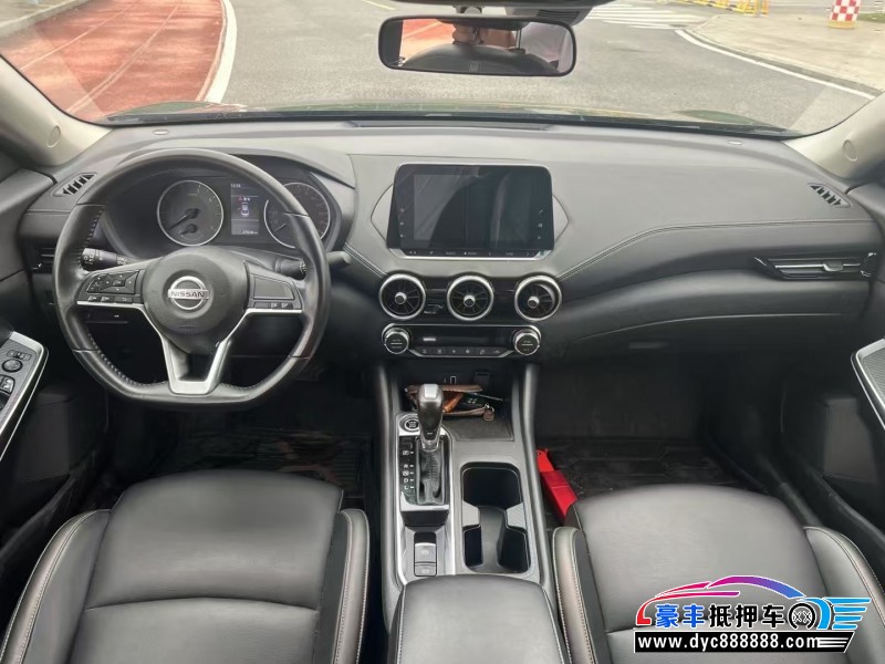 22年日产轩逸轿车抵押车出售