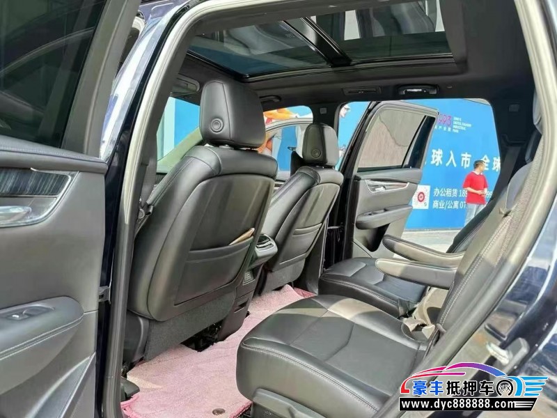 21年凯迪拉克xt6轿车抵押车出售