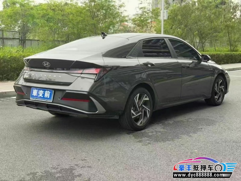 24年现代伊兰特轿车抵押车出售