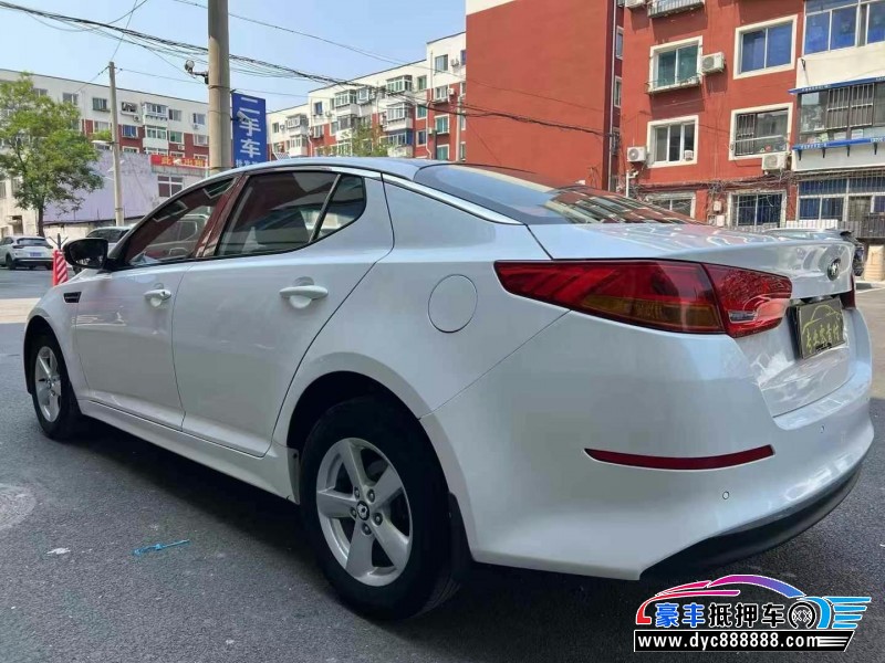 17年起亚K5轿车抵押车出售