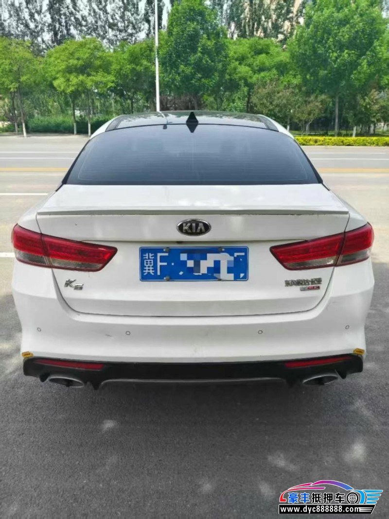 16年起亚K5轿车抵押车出售