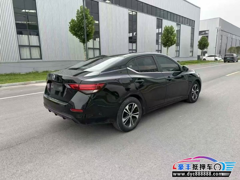 22年日产轩逸轿车抵押车出售