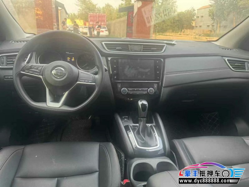 22年日产逍客轿车抵押车出售